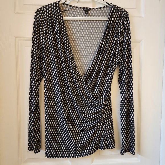 Ann Taylor Tops - Ann Taylor Black & White Geometric Print Draped BlouseSize Medium
